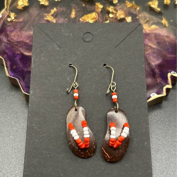 Cute Sandle Flip Flop Earrings orange and white beads - Picture 2 of 3